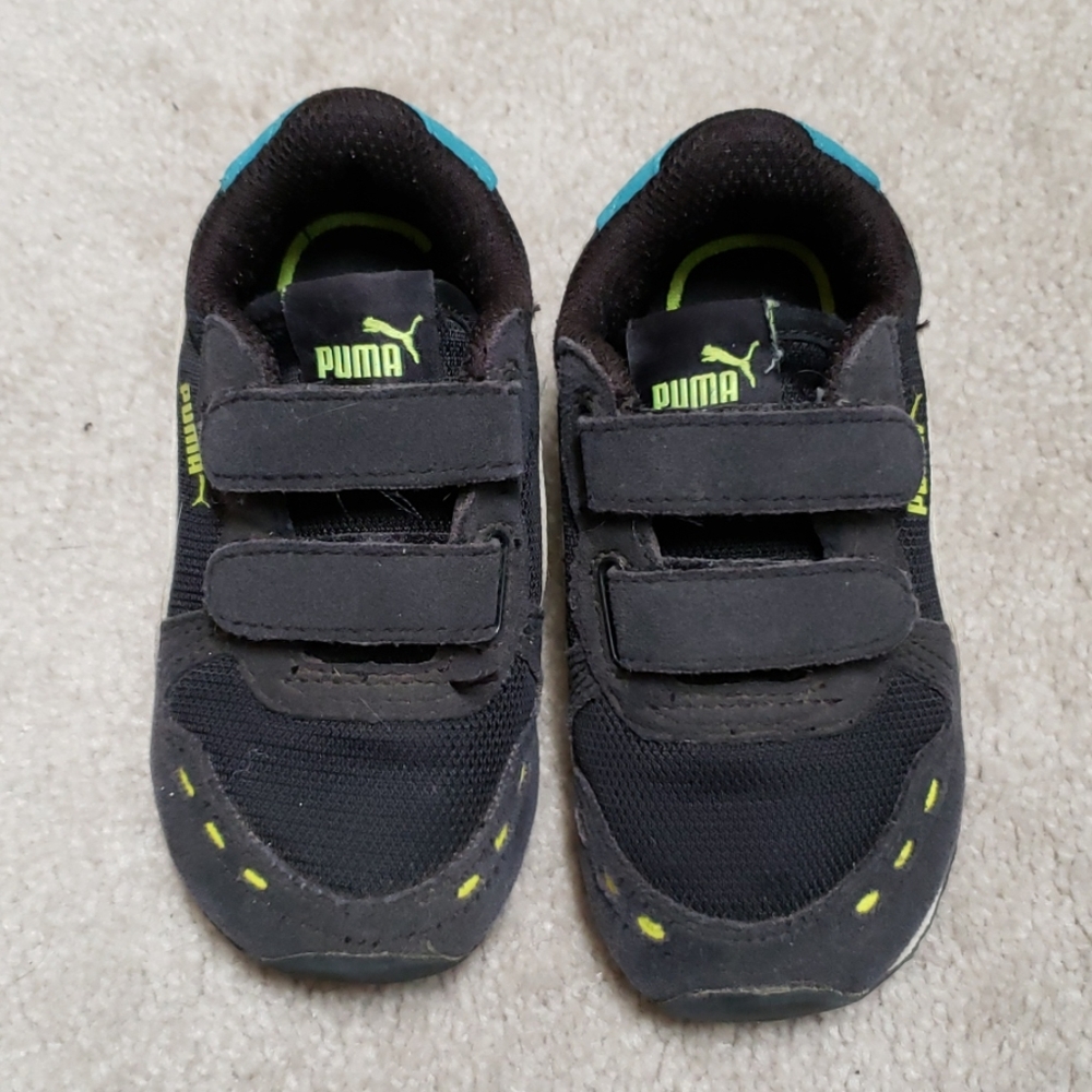 Puma sneakers